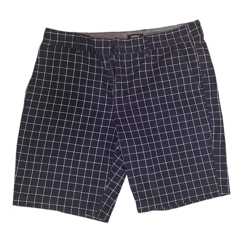 Blue/white Forever 21 men’s shorts